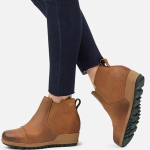 Sorel Evie Pull-On Wedge Bootie, size 7